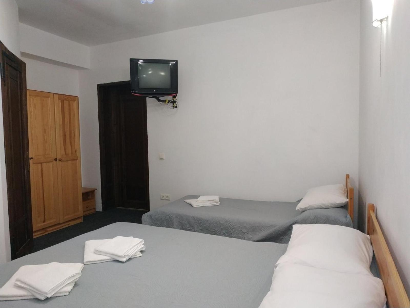 Біля Витягу Slavske Room photo